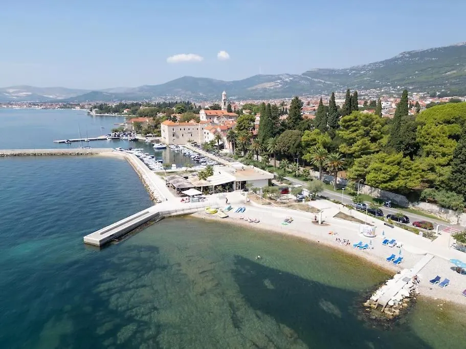 Apartment Ozzy Kastela