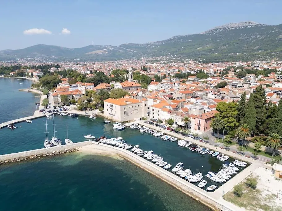 Apartment Ozzy Kastela Croatia