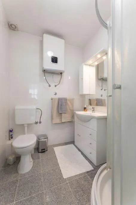 Apartment Ozzy Kastela