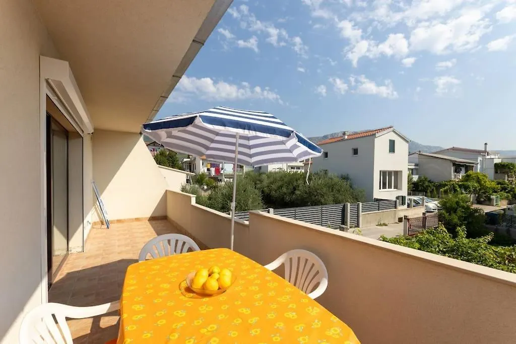Apartment Ozzy Kastela